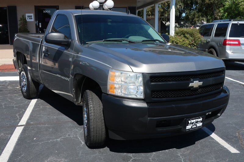 Used 2008 Chevrolet Silverado 1500 W/T RWD image 3