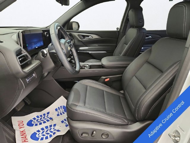 Used 2025 Chevrolet Traverse LT AWD/4WD image 11