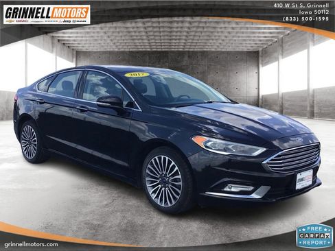 Used 2017 Ford Fusion Titanium FWD image 3
