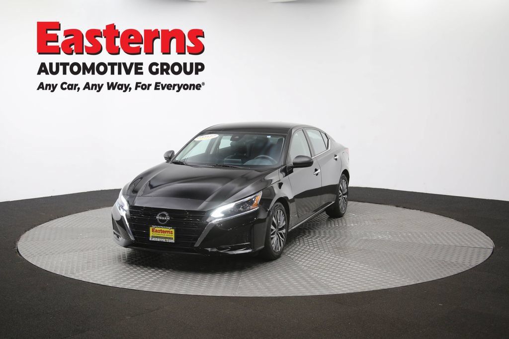 Used 2024 Nissan Altima 2.5 SV FWD image 54