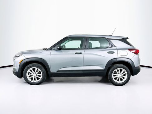 Used 2024 Chevrolet TrailBlazer LS image 4