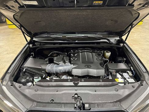 Certified 2021 Toyota 4Runner SR5 Premium image 12