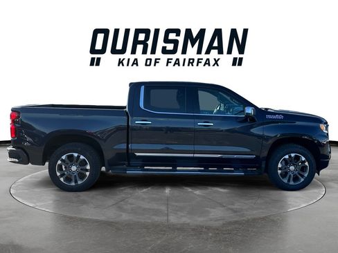 Used 2024 Chevrolet Silverado 1500 High Country AWD/4WD image 7