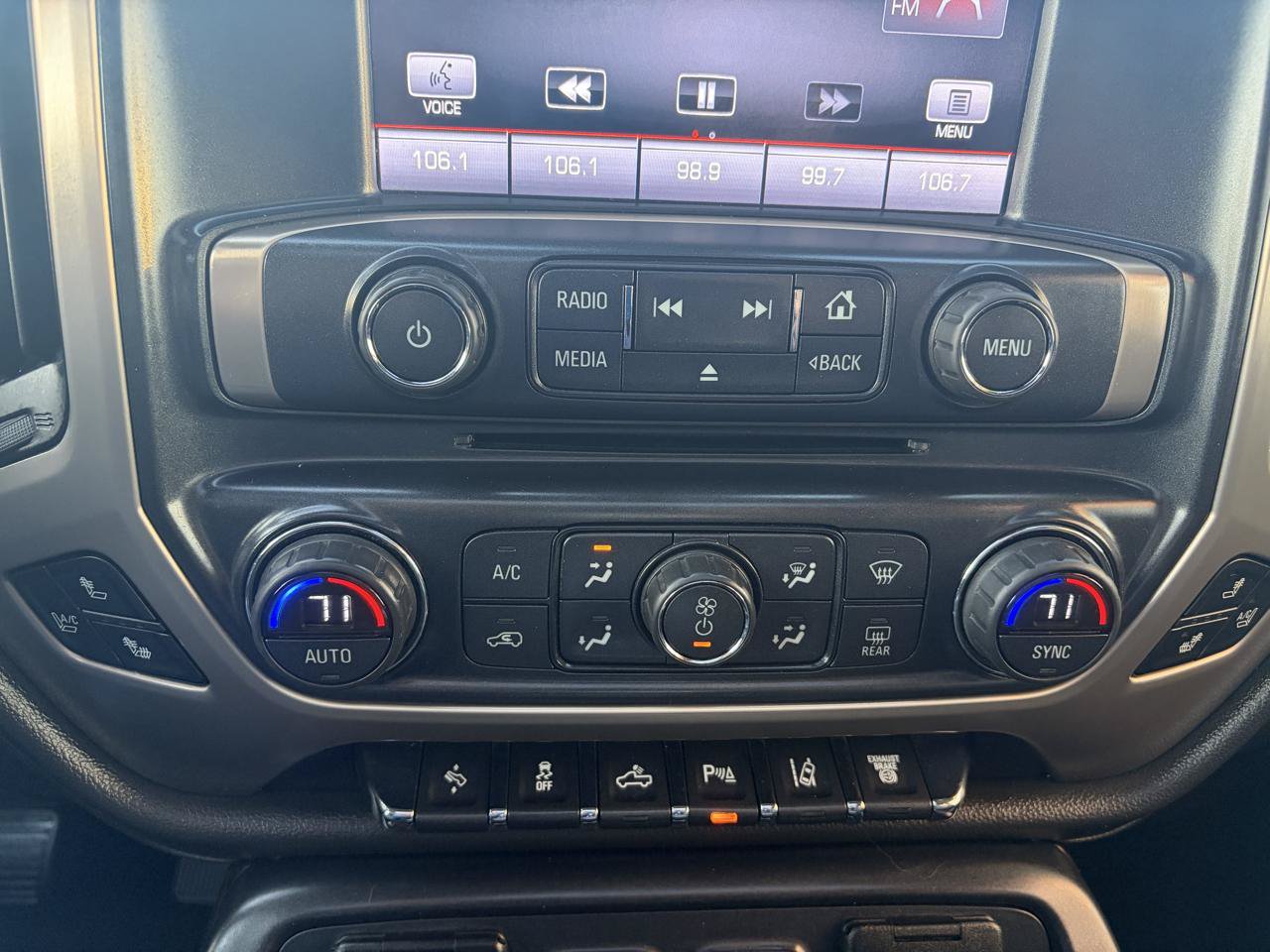 Used 2015 GMC Sierra 3500 Denali w/ Duramax Plus Package AWD/4WD image 27