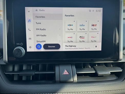 Used 2023 Toyota RAV4 XLE w/ Convenience Package image 11