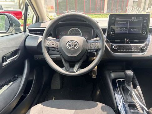 Certified 2020 Toyota Corolla LE FWD image 19