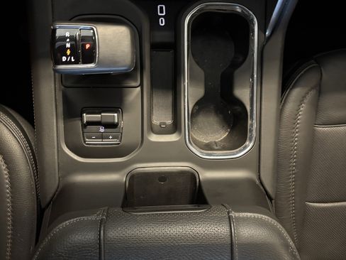 Used 2023 GMC Sierra 1500 Denali w/ Technology Package image 17