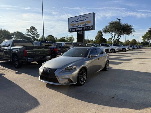 Used 2016 Lexus IS 200t w/ F Sport Package RWD image 45