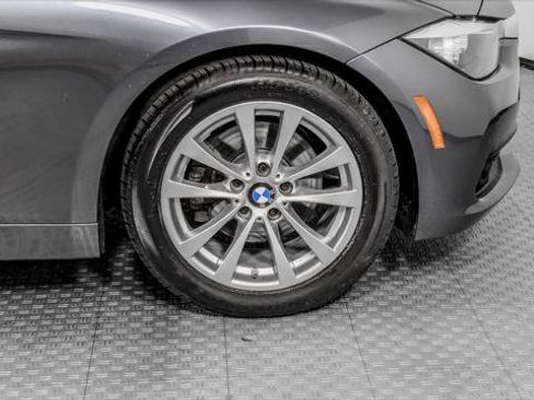 Used 2016 BMW 320i xDrive Sedan AWD/4WD image 34