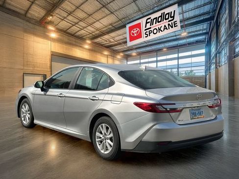 Used 2025 Toyota Camry LE FWD image 6