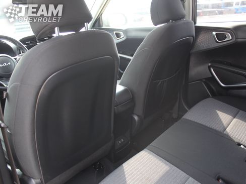 Used 2023 Kia Soul EX FWD image 22
