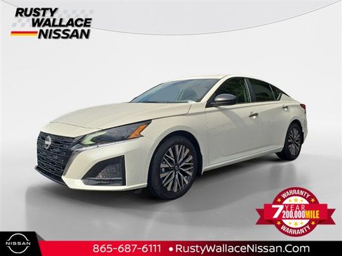 New 2025 Nissan Altima 2.5 SV image 1