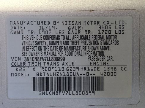 Used 2020 Nissan Versa SR FWD image 33