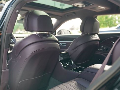 Used 2023 Bentley Flying Spur S V8 AWD/4WD image 51