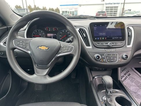 Used 2023 Chevrolet Malibu LT w/ Driver Confidence Package image 7