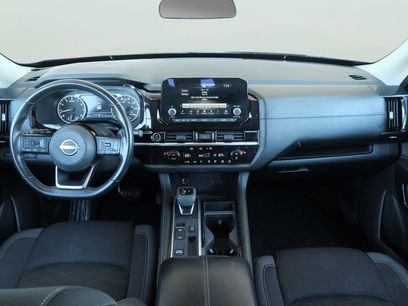 Used 2023 Nissan Pathfinder SV