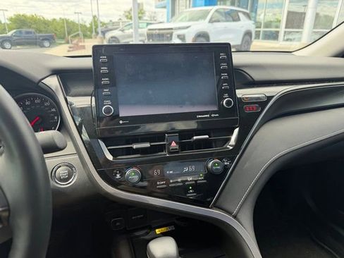 Used 2023 Toyota Camry XSE w/ Cold Weather Package FWD image 19