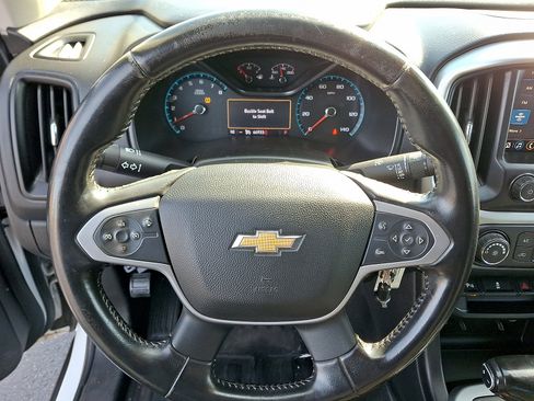 Used 2020 Chevrolet Colorado LT w/ Safety Package AWD/4WD image 8