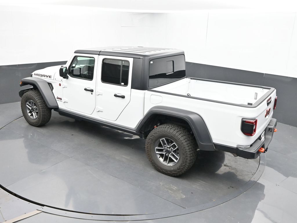Used 2026 Jeep Gladiator Mojave AWD/4WD image 37