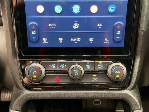 Used 2025 Ford Ranger Raptor AWD/4WD image 14