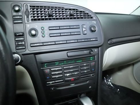 Used 2005 Saab 9-3 Linear FWD image 31