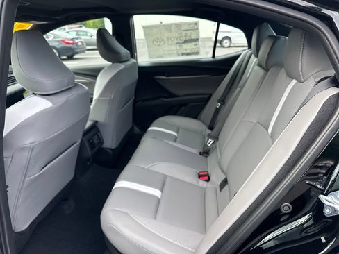 Used 2026 Toyota Camry SE FWD image 16