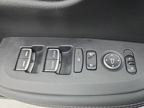 Certified 2023 Honda HR-V EX-L image 27