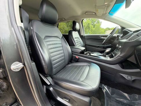 Used 2016 Ford Edge SEL w/ Equipment Group 201A AWD/4WD image 18