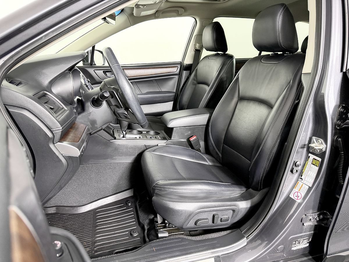 Used 2019 Subaru Outback 3.6R Limited AWD/4WD image 36