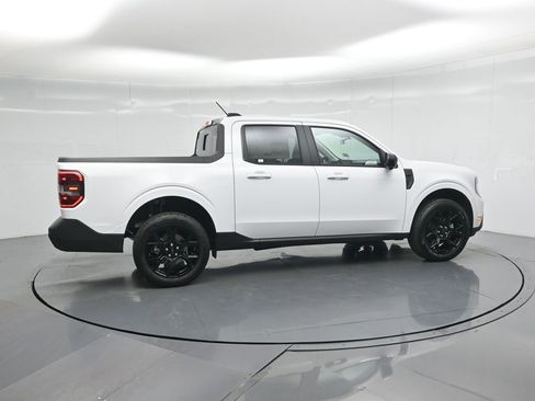 New 2025 Ford Maverick Lariat w/ Black Appearance Package image 4