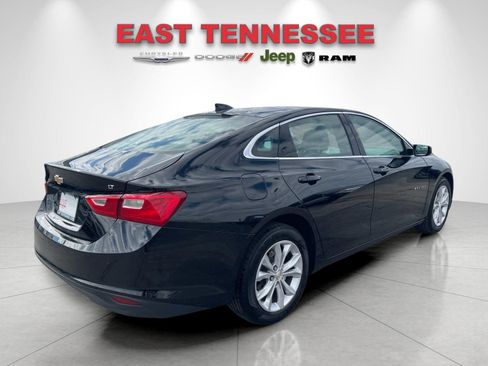 Used 2025 Chevrolet Malibu LT image 3