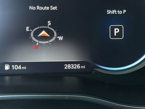 Used 2023 Genesis G70 2.0T RWD image 26