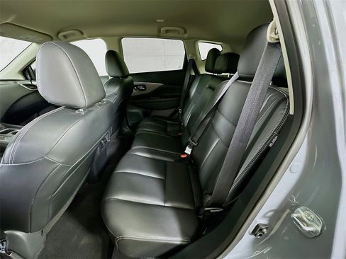 Used 2024 Nissan Murano SV w/ SV Midnight Edition Package image 14