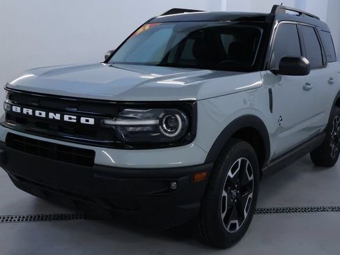Used 2021 Ford Bronco Sport Outer Banks AWD/4WD image 3