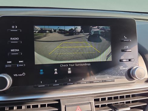 Used 2020 Honda Accord LX image 25