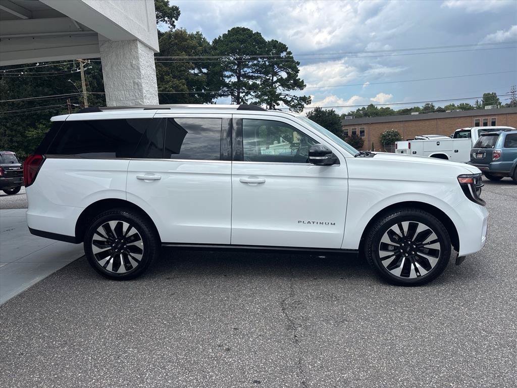 Used 2026 Ford Expedition Platinum w/ Driver's Package AWD/4WD image 20