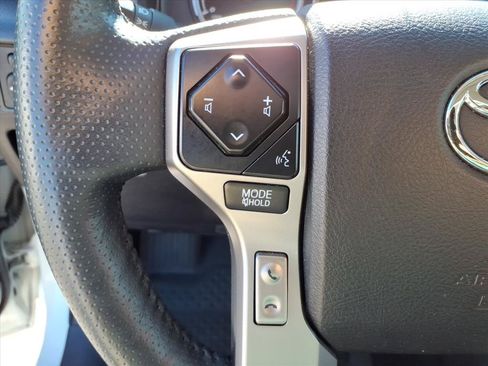 Used 2023 Toyota 4Runner Limited AWD/4WD image 30
