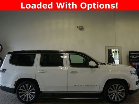 Used 2022 Jeep Grand Wagoneer Series II w/ Convenience Group III AWD/4WD image 2