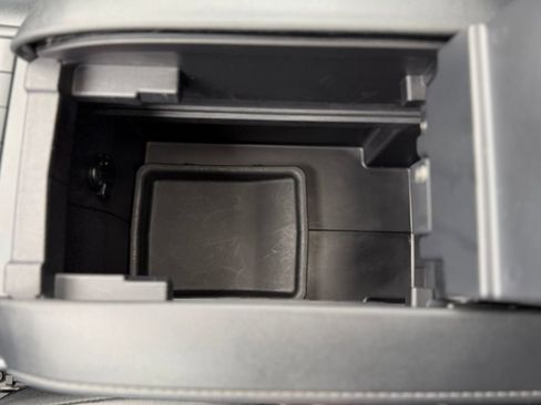 Used 2022 Toyota Highlander XLE image 31