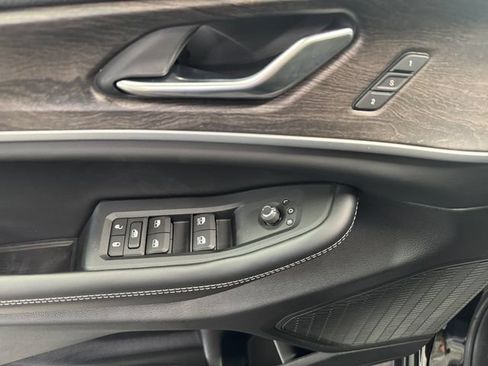 New 2027 Jeep Grand Cherokee Limited AWD/4WD image 30