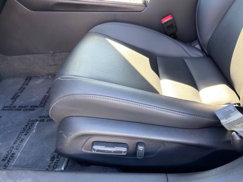 Used 2024 Honda Civic EX-L image 21