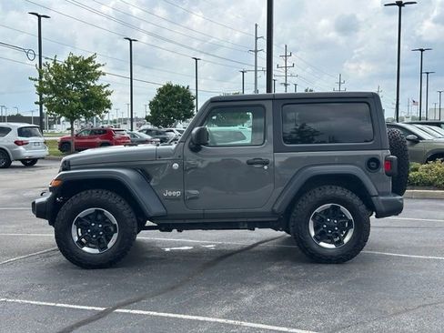 Used 2019 Jeep Wrangler Sport AWD/4WD image 4