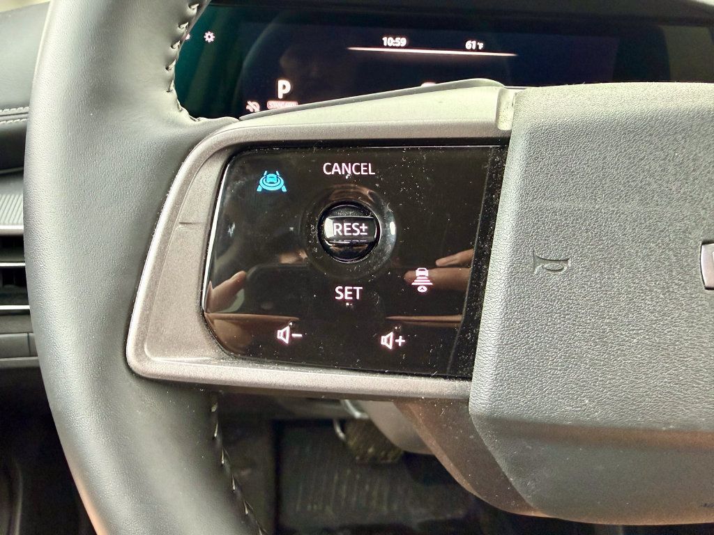 Used 2025 Nissan Murano SV AWD/4WD image 22