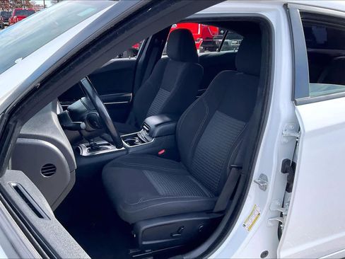 Used 2023 Dodge Charger SXT image 7