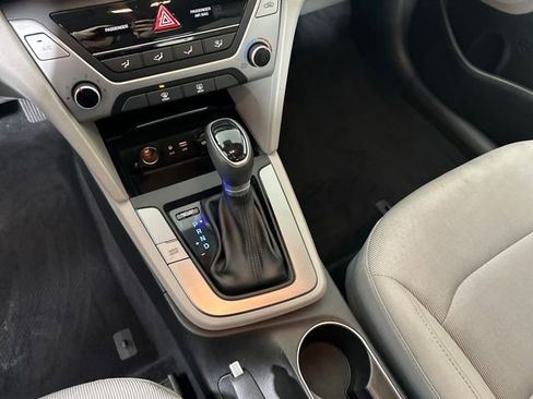 Used 2018 Hyundai Elantra SEL image 20