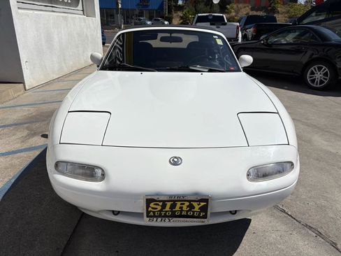 Used 1993 MAZDA MX-5 Miata RWD image 5