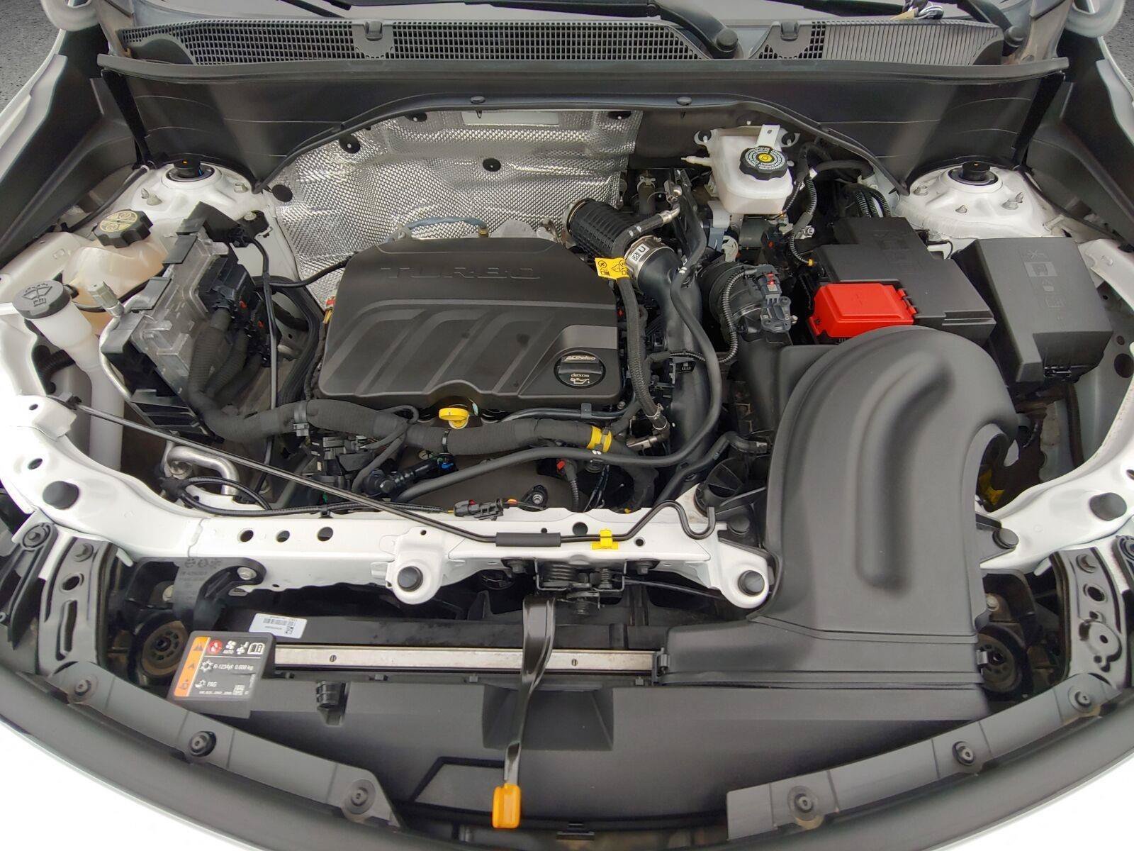 Used 2025 Buick Encore GX Preferred FWD image 3