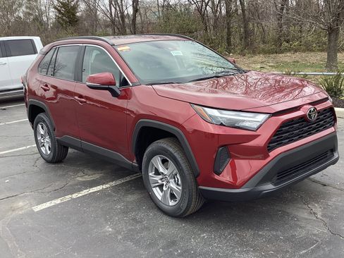 New 2025 Toyota RAV4 XLE image 2