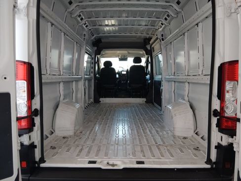 Used 2023 RAM ProMaster 3500 FWD image 18