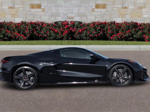 New 2026 Chevrolet Corvette Z06 image 2